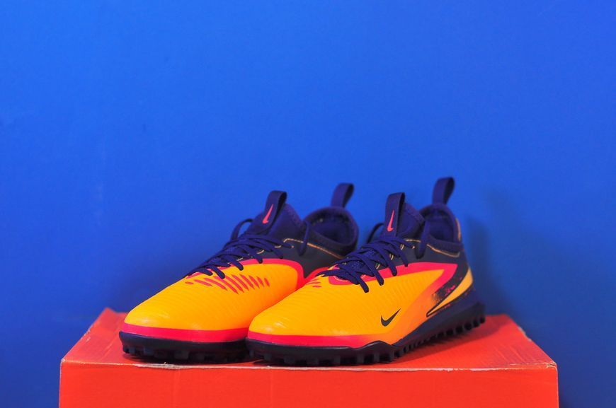 Сороканіжки Nike Phantom 6 Low Academy TF Orange/Blue HQ2040-800 HQ2040-800 фото