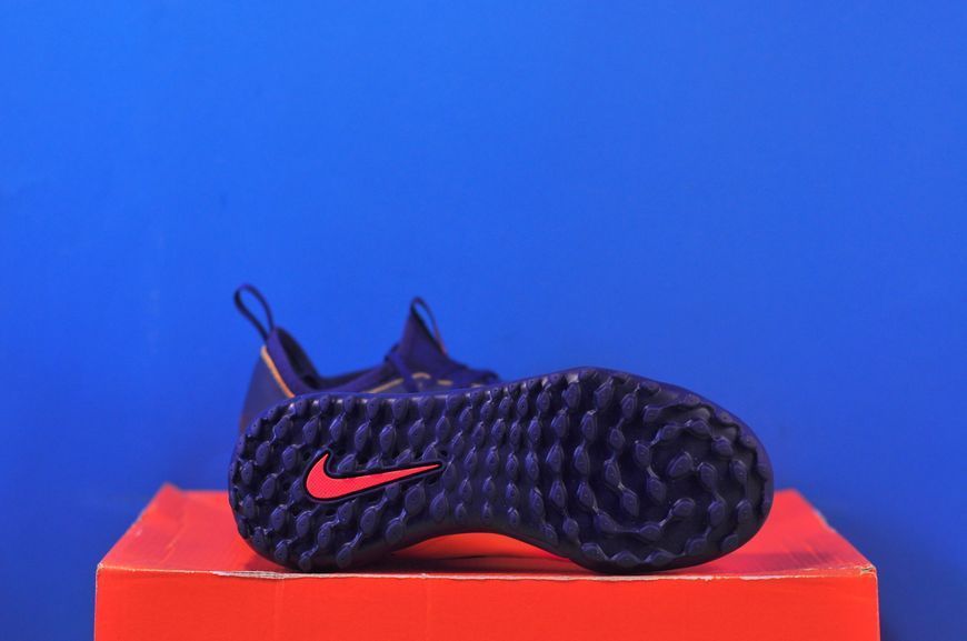 Сороканіжки Nike Phantom 6 Low Academy TF Orange/Blue HQ2040-800 HQ2040-800 фото