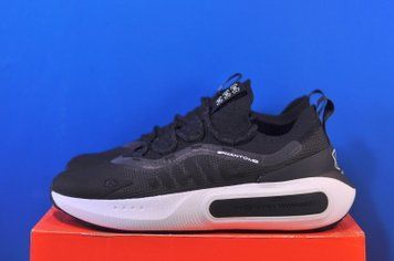 Кросівки Under Armour Phantom 4 3027593-001 3027593-001 фото