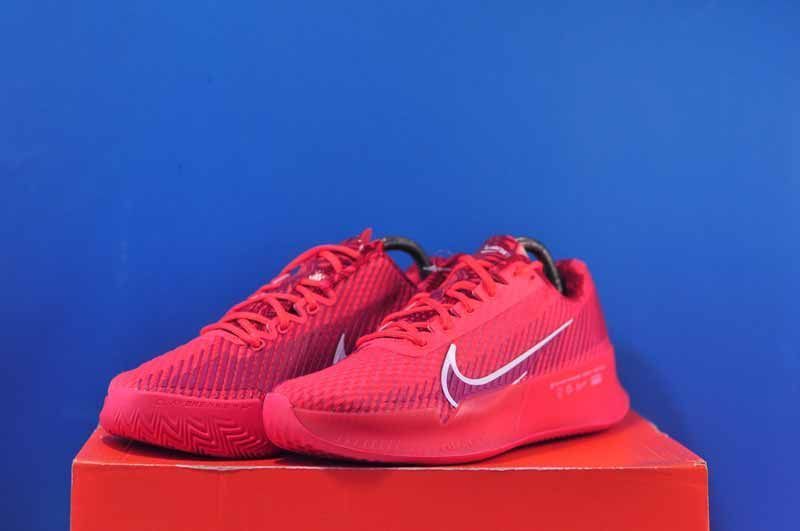 Тенісні кросівки Nike Court Air Zoom Vapor Pro DV2015-800 DV2015-800 фото