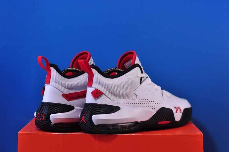 Кросівки Nike Jordan Stay Loyal 2 DQ8401-106 DQ8401-106 фото