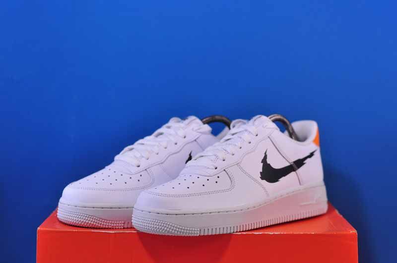 Кросівки Nike Air Force 1 DV6483-100 DV6483-100 фото