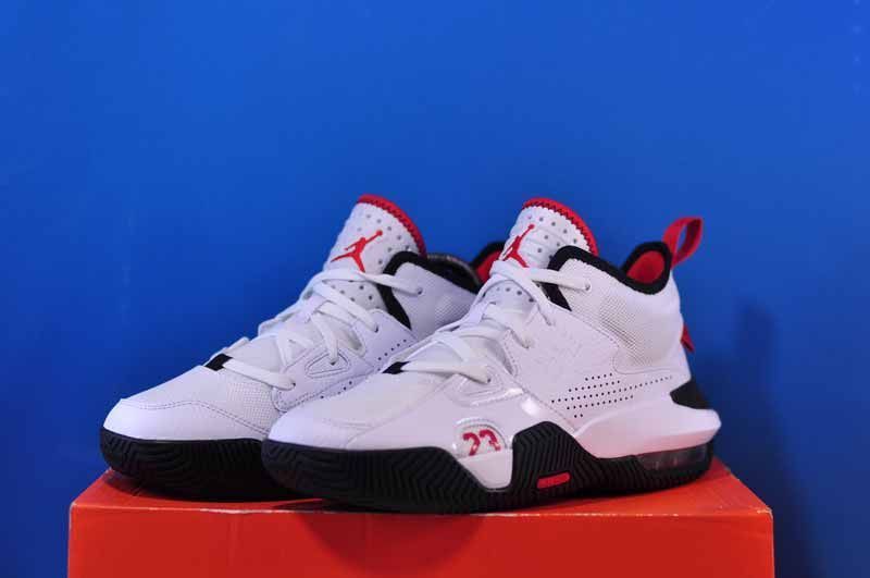 Кросівки Nike Jordan Stay Loyal 2 DQ8401-106 DQ8401-106 фото