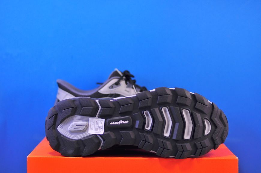 Кросівки Skechers Max Protect 237966/CCBK 237966/CCBK фото
