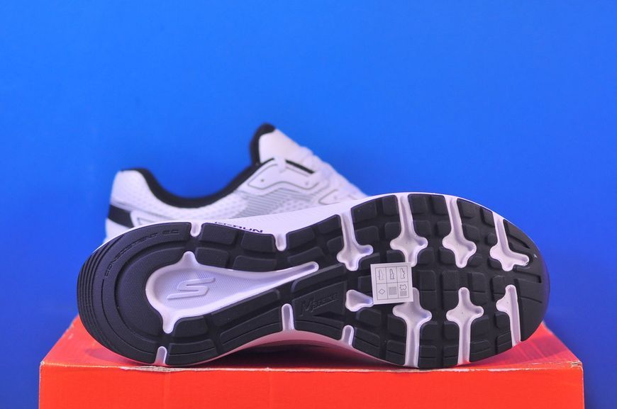 Кросівки Skechers GO RUN CONSISTENT 220861/WBK 220861/WBK фото