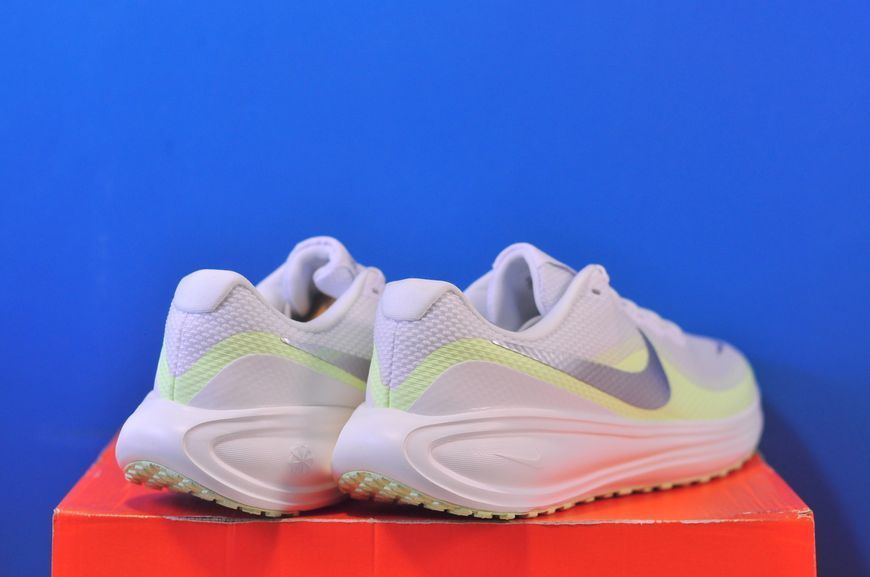 Кросівки Nike Revolution 8 HJ8485-100 HJ8485-100 фото