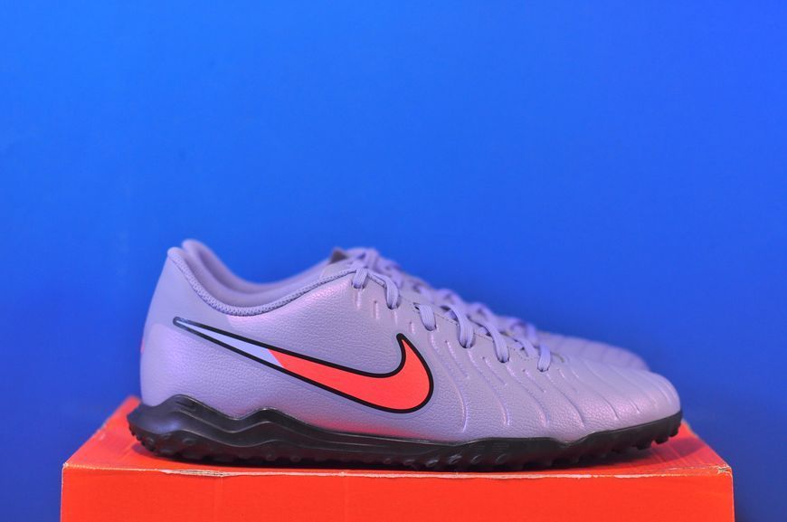 Сороканіжки Nike Tiempo Legend 10 Club Tf Grey DV4345-402 DV4345-402 фото