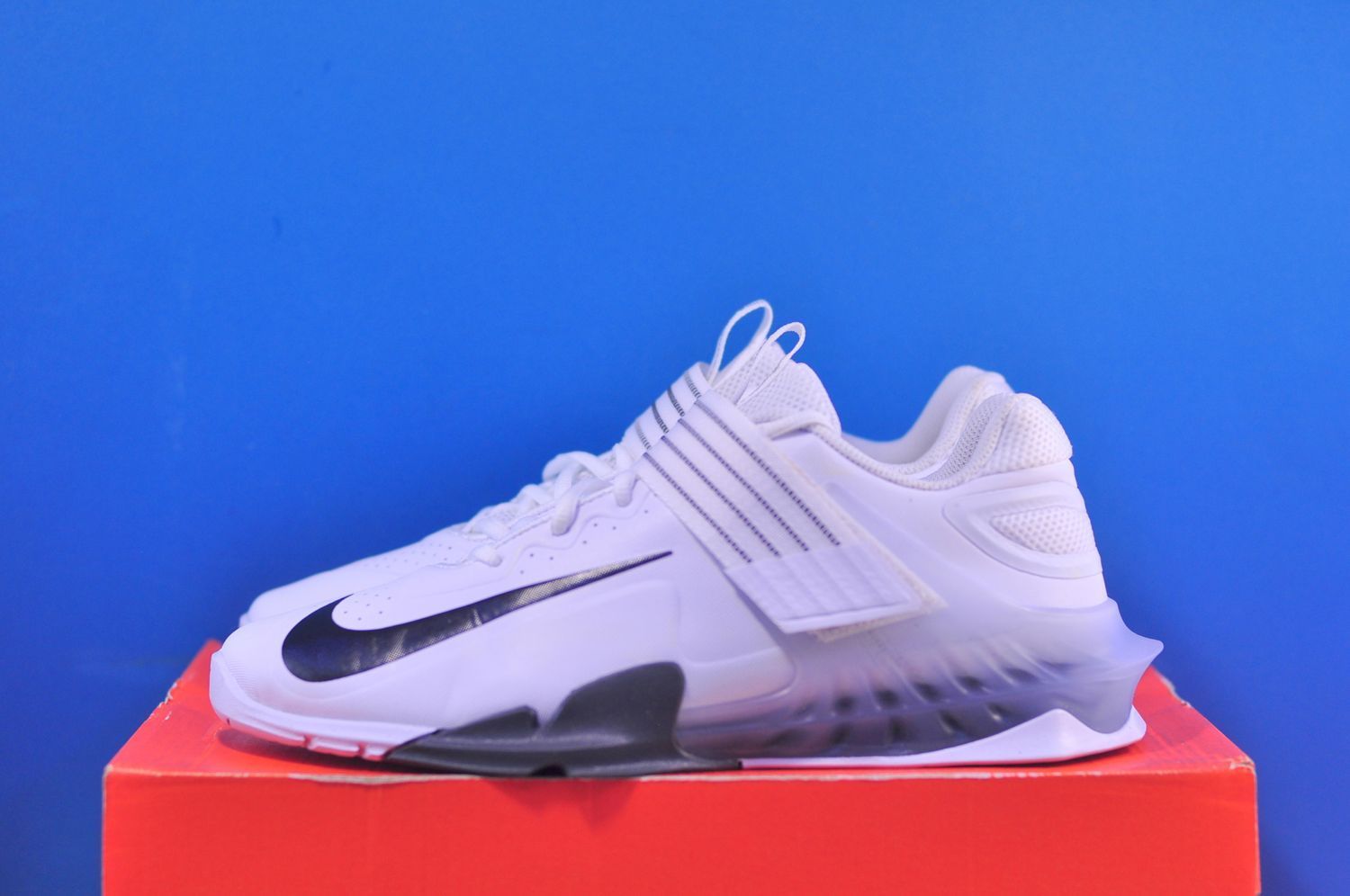 Штангетки Nike Savaleos White CV5708-100 💛 ціна: 4 199 грн
