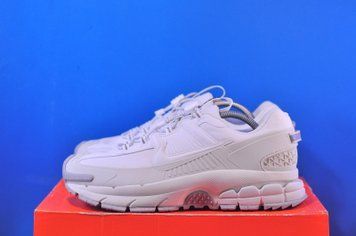 Кросівки Nike Zoom Vomero Roam White/Beige HV5951-100 HV5951-100 фото