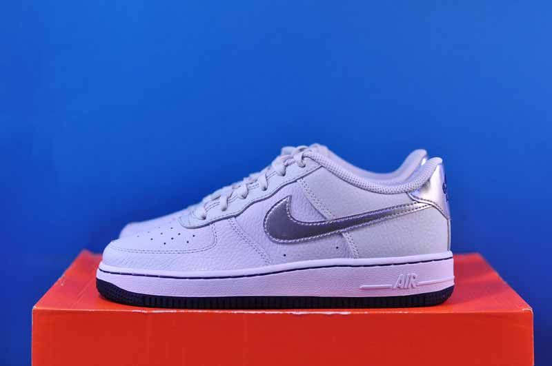 Кросівки Nike Air Force 1 CT3839-004 CT3839-004 фото