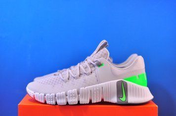 Кросівки Nike Free Metcon 5 Grey DV3949-002 DV3949-002 фото