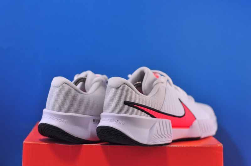 Тенісні кросівки Nike Zoom Gp Challenge Pro White HC FB3145-101 FB3145-101 фото