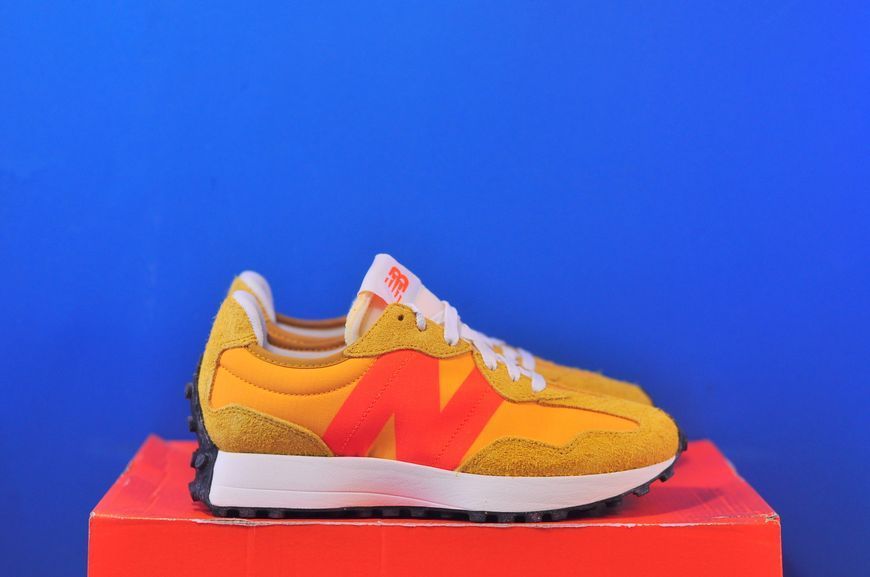 Кросівки New Balance 327 U327VA U327VA фото