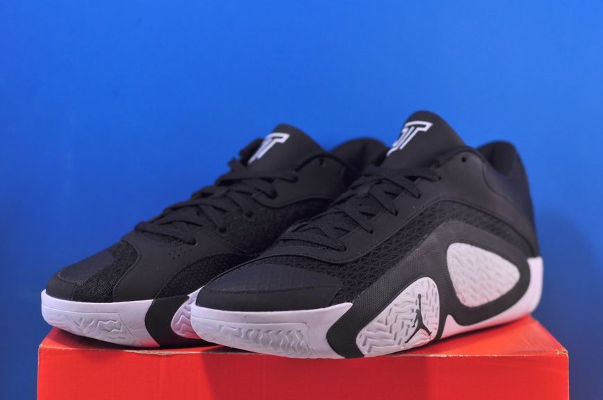 Кросівки Nike Air Jordan Tatum 2 FQ7629-001 фото