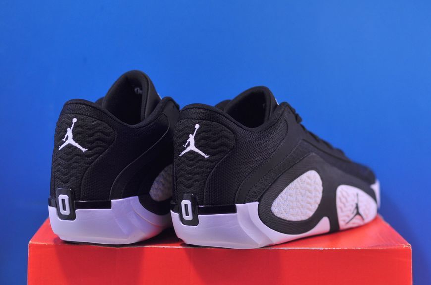 Кросівки Nike Air Jordan Tatum 2 FQ7629-001 фото