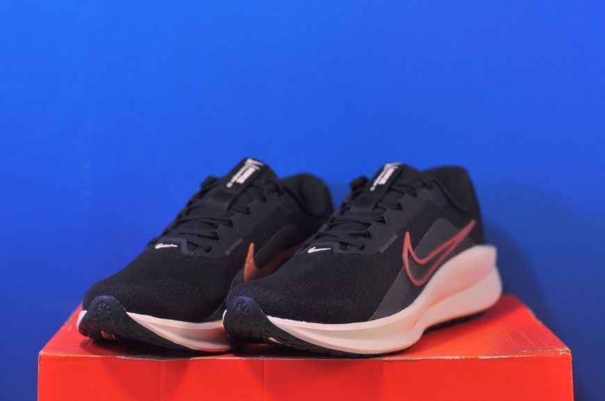 Кросівки Nike Downshifter 13 FD6476-013 FD6476-013 фото