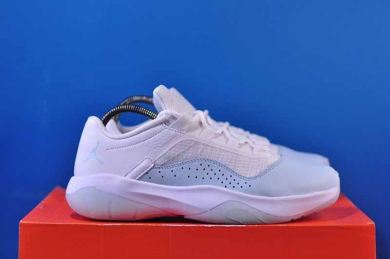 Кросівки Nike Air Jordan 11 Cmft Low DV2629-100 DV2629-100 фото