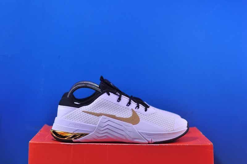 Кросівки Nike Metcon 7 Nby White/Gold DJ7032-991 DJ7032-991 фото