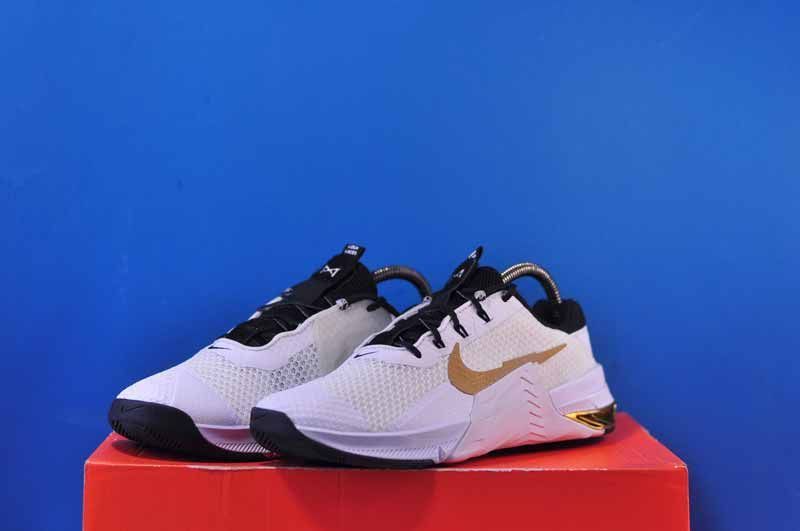 Кросівки Nike Metcon 7 Nby White/Gold DJ7032-991 DJ7032-991 фото