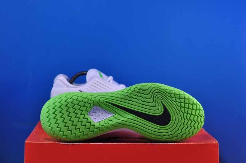 Тенісні кросівки Nike Court Zoom Vapor Cage 4 Rafa DD1579-105 DD1579-105 фото
