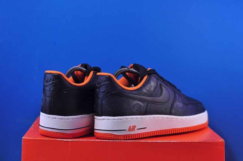 Кросівки Nike Air Force 1 Low '07 PRM Halloween DC8891-001 DC8891-001 фото Кросівки Nike Air Force 1 Low '07 PRM Halloween DC8891-001 DC8891-001 фото