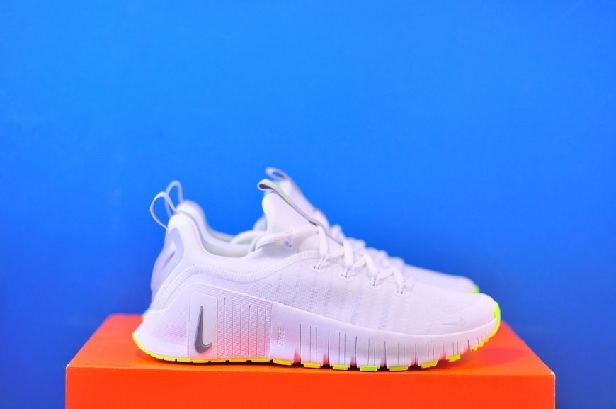 Кросівки Nike Free Metcon 6 IO9604-100 IO9604-100 фото