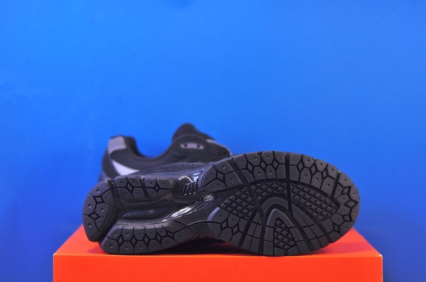 Кросівки New Balance 2002R Black U2002ROS U2002ROS фото