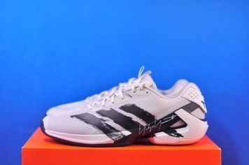Кросівки Adidas Y-3. Adizero Ubersonic 5 JP7719 JP7719 фото