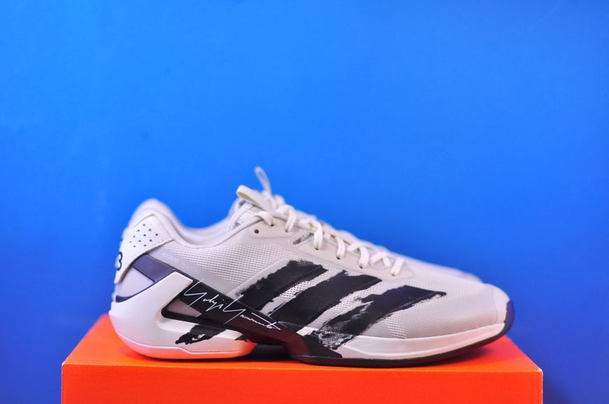 Кросівки Adidas Y-3. Adizero Ubersonic 5 JP7719 JP7719 фото