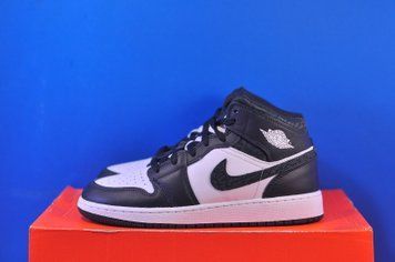 Кросівки Nike Air Jordan 1 Mid Se Panda FB9909-001 FB9909-001 фото
