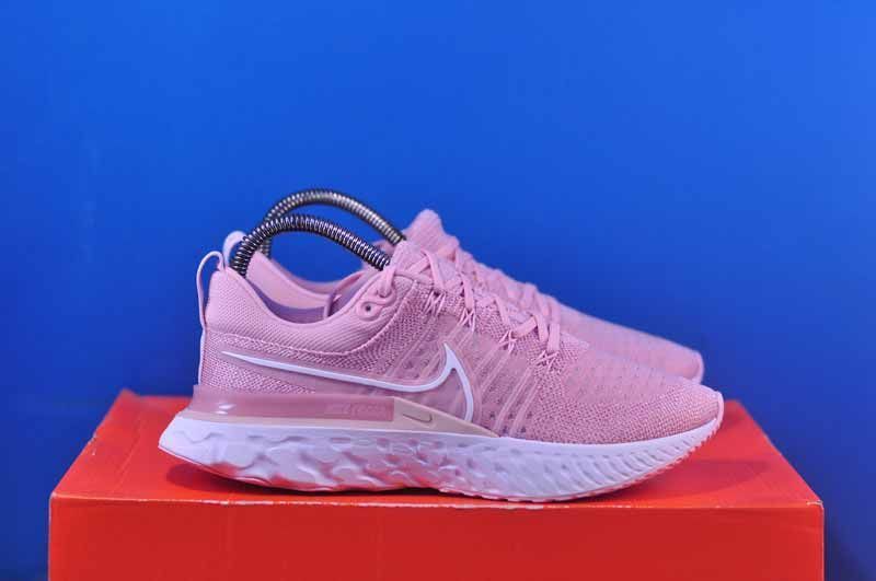 Кросівки Nike React Infinity Run Flyknit 2 CT2423-600 CT2423-600 фото