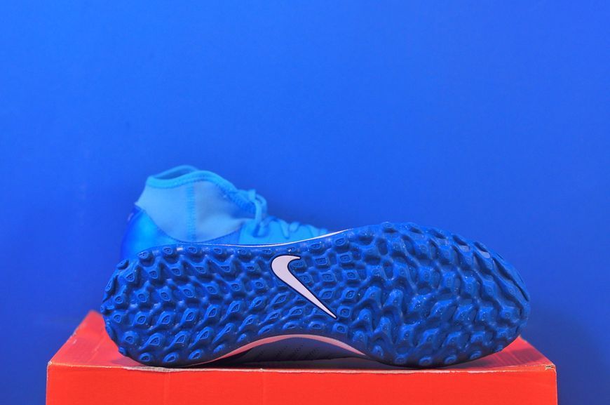 Сороканіжки Nike Phantom Luna II Academy TF FJ2566-400 FJ2566-400 фото