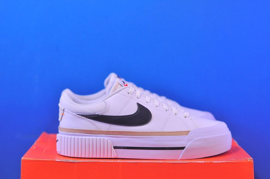 Кросівки Nike Court Legacy Lift DM7590-100 DM7590-100 фото