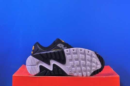 Кросівки Nike Air Max 90 Black FJ4229-001 💛 ціна: 2 799 грн