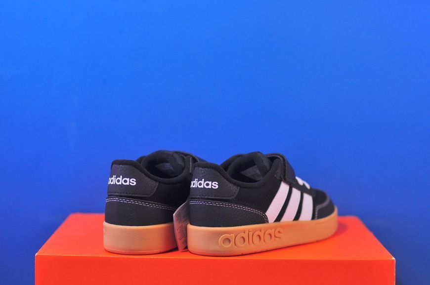 Кросівки Adidas Breakbase JR9779 JR9779 фото