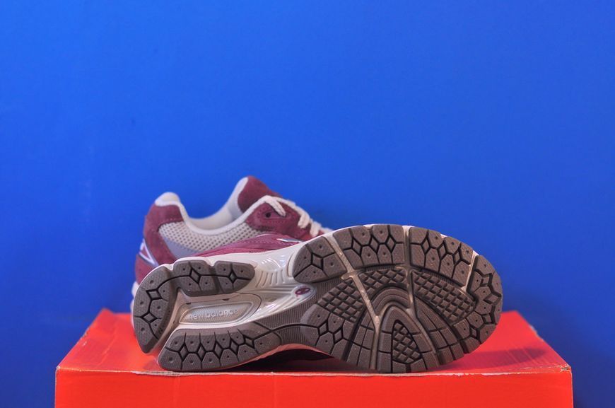 Кросівки New Balance 2002R U2002RS U2002RS фото