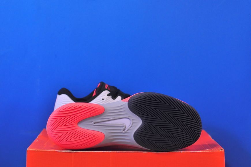 Кросівки Nike Vapor 12 Premium HC HV1449-100 HV1449-100 фото