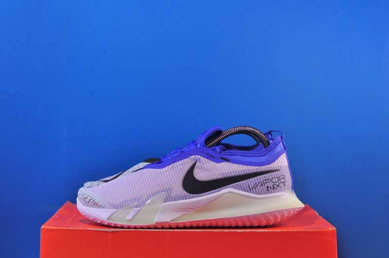 Тенісні кросівки Nike Court React Vapor NXT HC CV0742-401 CV0742-401 фото