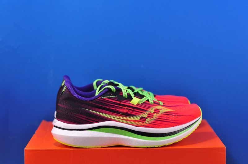 Кросівки Saucony Endorphin Pro 2 S20687-65 фото