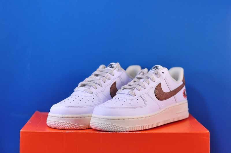 Кросівки Nike Air Force 1 Coconut DJ9943-101 фото