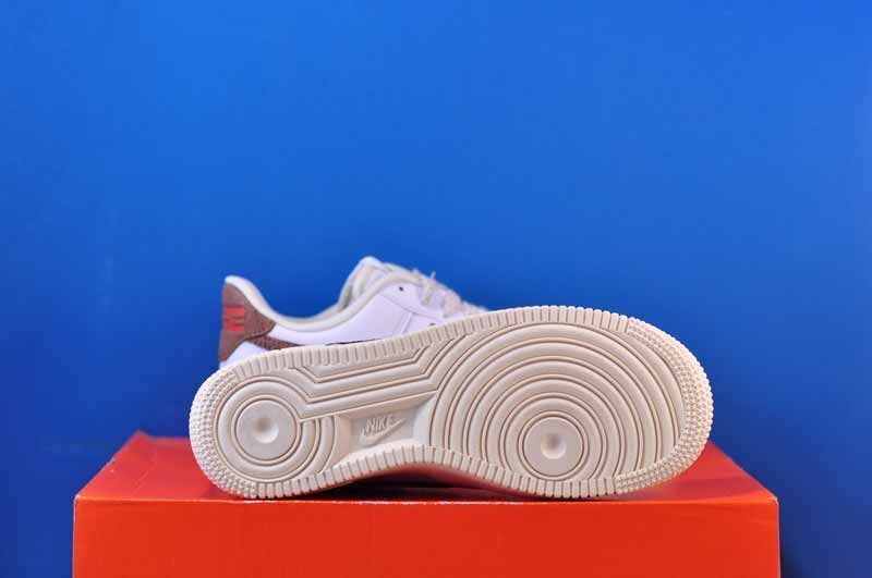Кросівки Nike Air Force 1 Coconut DJ9943-101 фото