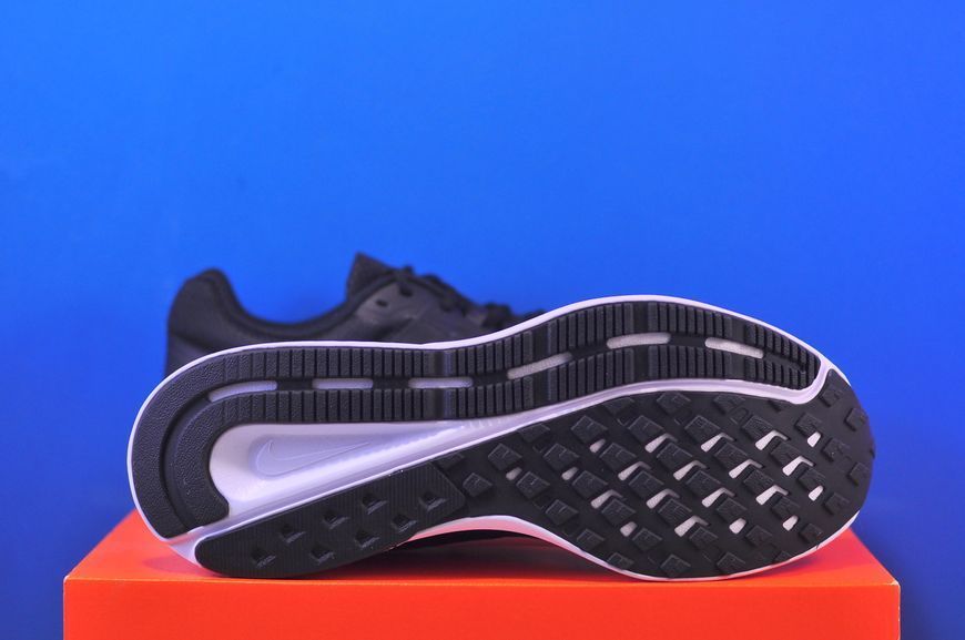 Кросівки Nike Run Swift 3 CU3517-004 CU3517-004 фото