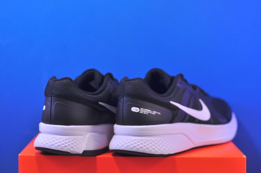 Кросівки Nike Run Swift 3 CU3517-004 CU3517-004 фото