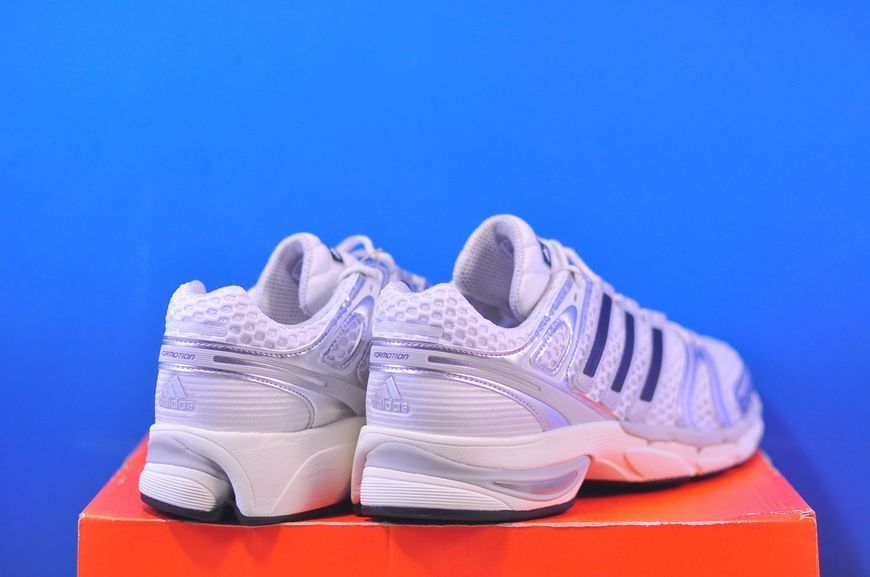 Кросівки Adidas Adistar Control 5 KI6121 KI6121 фото