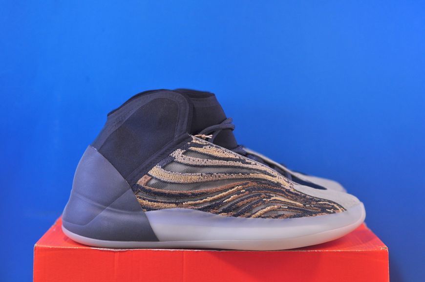 Кросівки Adidas Yeezy Quantum Brown/Black GX1331 фото