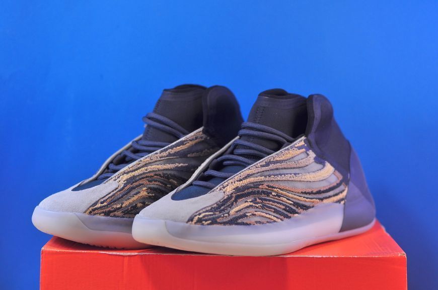 Кросівки Adidas Yeezy Quantum Brown/Black GX1331 фото