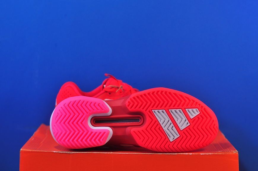 Кросівки Adidas Adizero Ubersonic 5 IH8105 IH8105 фото