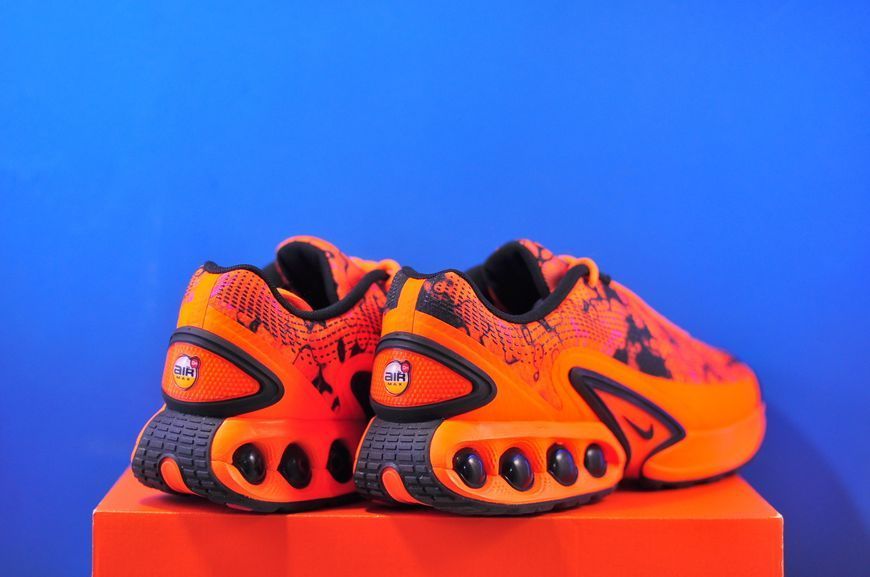 Кросівки Nike Air Max Dn NRG 'Total Orange' IM6136-800 IM6136-800 фото
