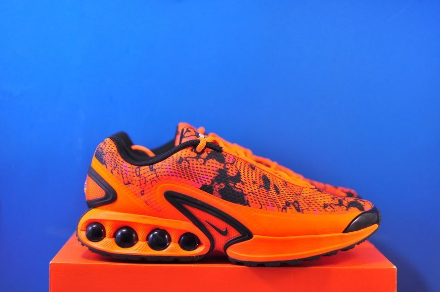 Кросівки Nike Air Max Dn NRG 'Total Orange' IM6136-800 IM6136-800 фото
