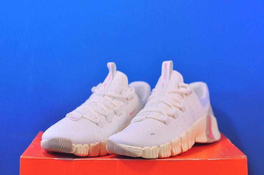 Кросівки Nike Free Metcon 5 DV3950-100 DV3950-100 фото